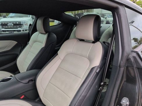 Used 2024 Ford Mustang Premium image 15