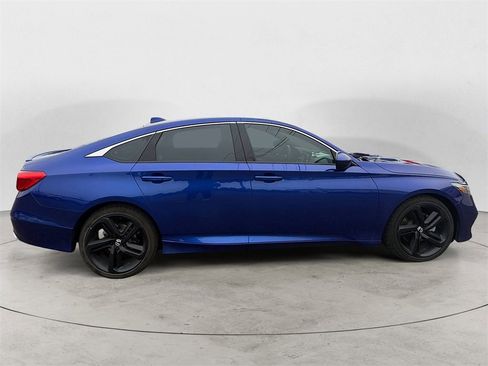 Used 2020 Honda Accord Sport image 6