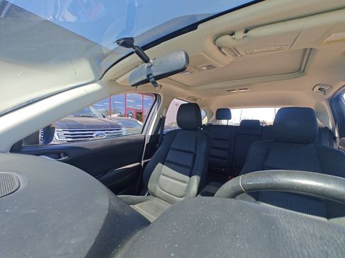 Used 2013 MAZDA CX-5 Touring w/ Bose & Moonroof Pkg FWD image 7