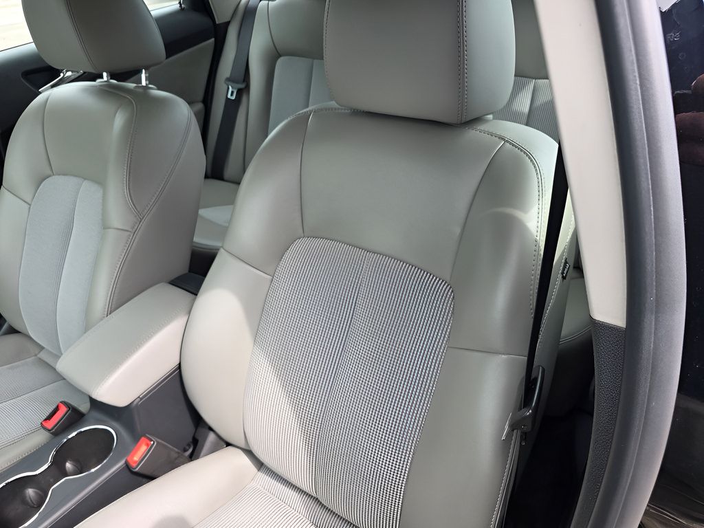 Used 2016 Buick Verano Sport Touring FWD image 13