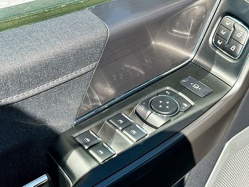 Used 2024 Ford F150 Lariat w/ Equipment Group 502A High image 18