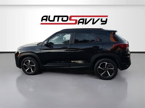 Used 2023 Chevrolet TrailBlazer RS w/ Sun and Liftgate Package image 4