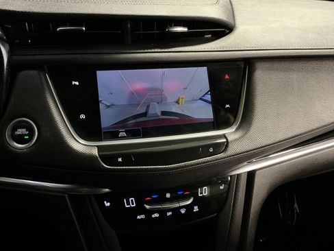Used 2024 Cadillac XT6 Luxury w/ LPO, Floor Liner Package AWD/4WD image 20