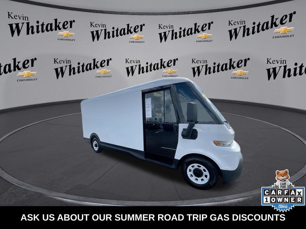 Used 2024 Chevrolet Brightdrop 600 w/ Commercial Equipment Package AWD/4WD image 2