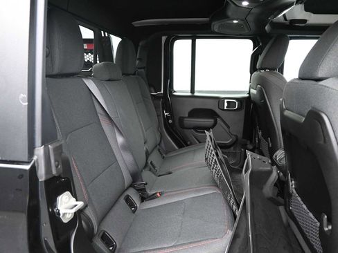 Used 2024 Jeep Gladiator Rubicon w/ Convenience Group image 12