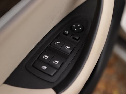 Used 2021 BMW X1 xDrive28i w/ Convenience Package image 25