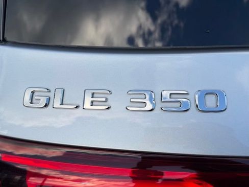 Used 2023 Mercedes-Benz GLE 350 4MATIC w/ Premium Package image 9