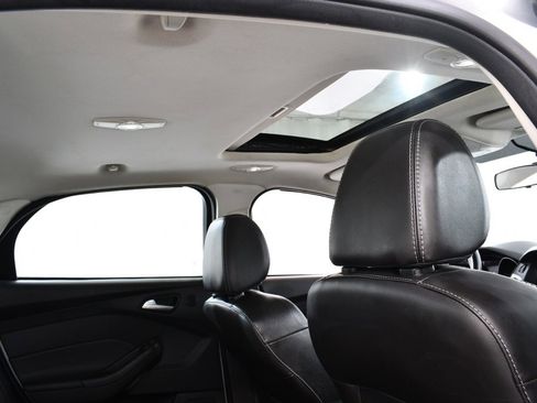 Used 2014 Ford Focus SE w/ Equipment Group 201A image 18