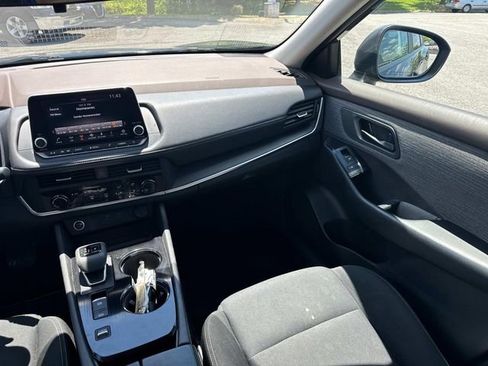 Used 2023 Nissan Rogue S FWD image 18