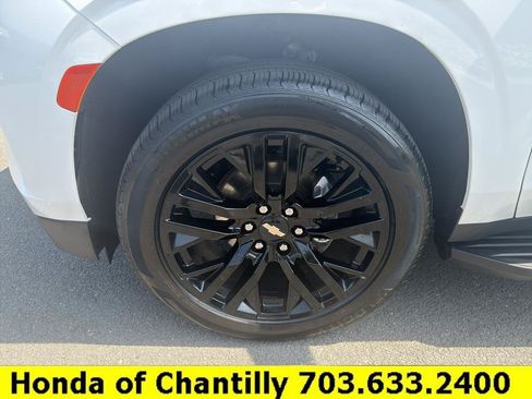 Used 2023 Chevrolet Tahoe Premier AWD/4WD image 31