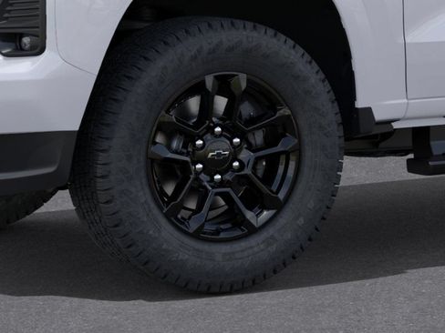 New 2026 Chevrolet Colorado Z71 w/ Midnight Edition AWD/4WD image 9