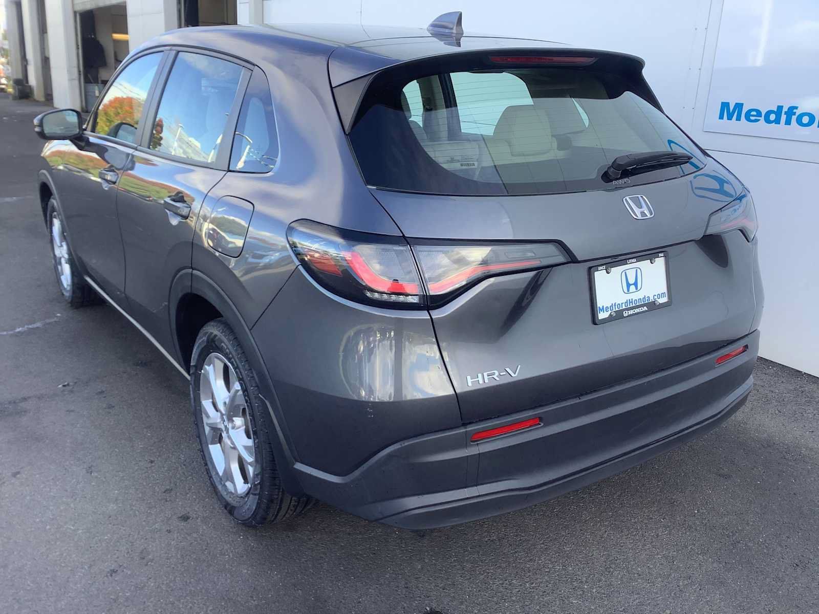 Used 2024 Honda HR-V LX image 4