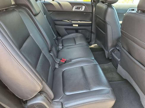 Used 2013 Ford Explorer XLT AWD/4WD image 20