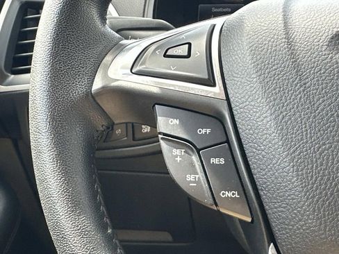 Used 2024 Ford Edge SEL w/ Convenience Package AWD/4WD image 22