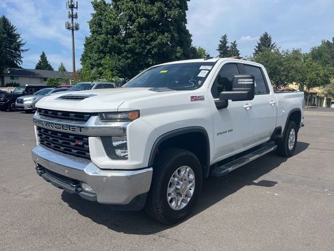 Used 2021 Chevrolet Silverado 2500 LT w/ All Star Edition AWD/4WD image 3
