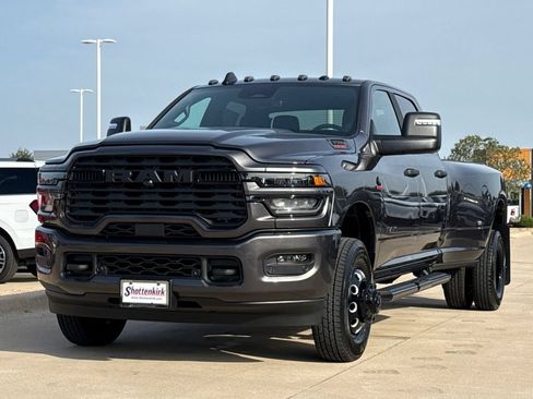 New 2026 RAM 3500 Lone Star AWD/4WD image 3