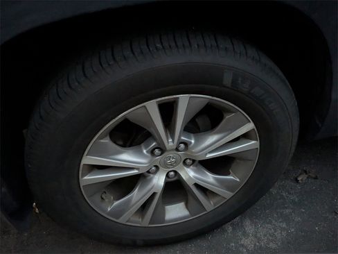 Used 2015 Toyota Highlander XLE image 9