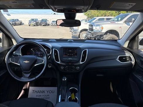 Used 2020 Chevrolet Equinox LT AWD/4WD image 17