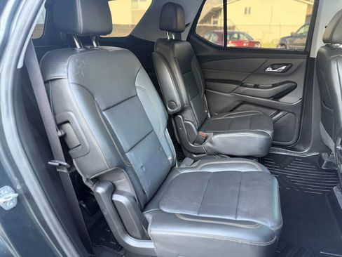 Used 2019 Chevrolet Traverse LT w/ LT Premium Package AWD/4WD image 29