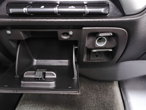 Used 2018 Chevrolet Silverado 1500 LT w/ All Star Edition AWD/4WD image 17
