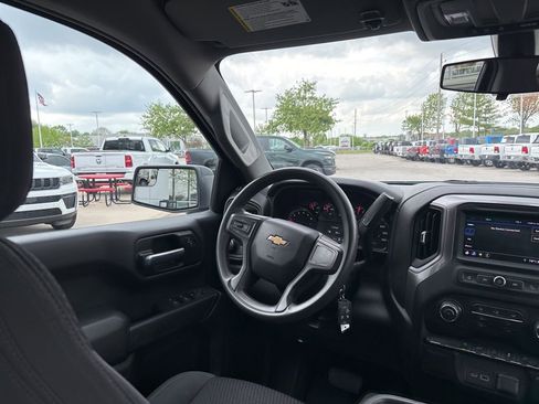 Used 2021 Chevrolet Silverado 1500 Custom image 51