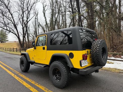 Used 2004 Jeep Wrangler 4WD image 6