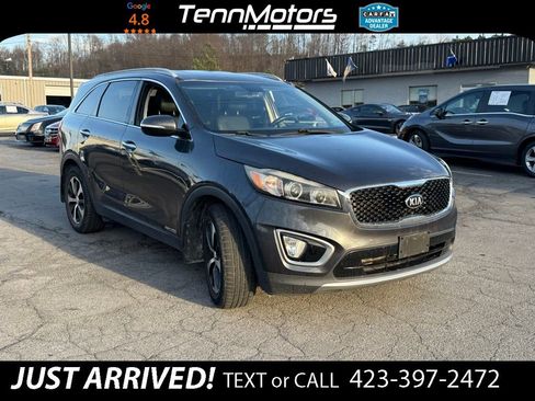 Used 2016 Kia Sorento EX image 3
