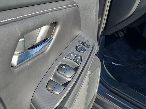 Used 2024 Nissan Sentra SV image 18