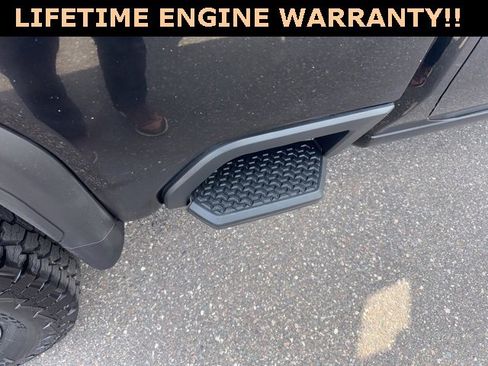 Used 2023 GMC Sierra 2500 SLE w/ SLE Value Package; image 11