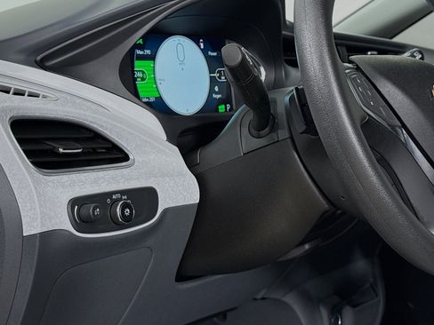 Used 2019 Chevrolet Bolt LT FWD image 10