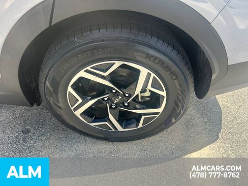 Used 2025 Kia Sportage LX FWD image 22