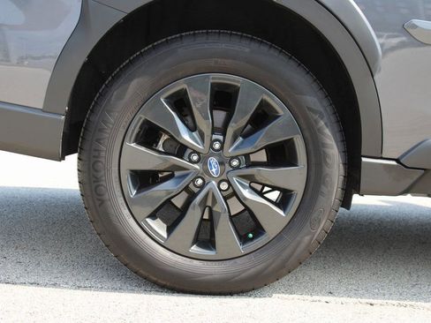 Used 2025 Subaru Outback Onyx Edition XT image 32