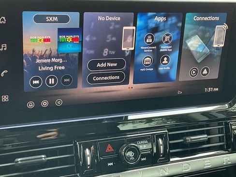 New 2026 Nissan Pathfinder SL image 33