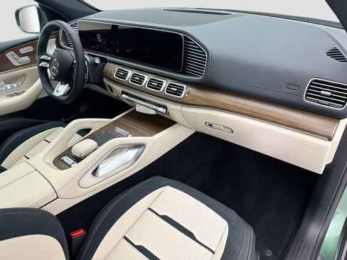 New 2026 Mercedes-Benz GLE 53 AMG 4MATIC Coupe image 17