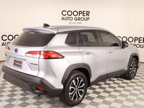 Used 2025 Toyota Corolla Cross AWD Hybrid image 19