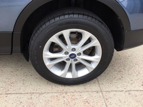 Used 2018 Ford Escape SEL AWD/4WD image 5