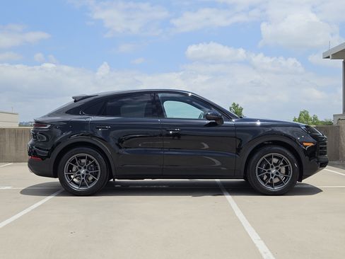 Certified 2026 Porsche Cayenne Coupe AWD/4WD image 9