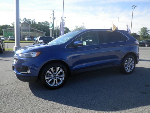 Certified 2024 Ford Edge Titanium AWD/4WD image 3