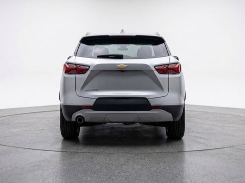 Used 2025 Chevrolet Blazer LT image 7