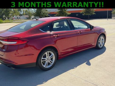 Used 2018 Ford Fusion SE w/ Fusion SE Technology Package image 8