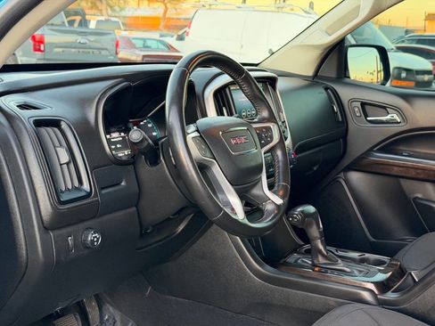 Used 2021 GMC Canyon Elevation image 17