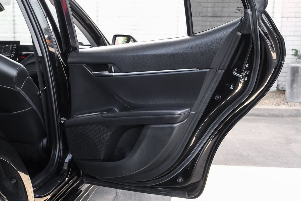 Used 2023 Toyota Camry SE FWD image 39