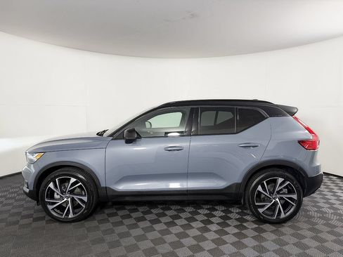 Used 2020 Volvo XC40 T5 R-Design w/ Protection Package Premier AWD/4WD image 18