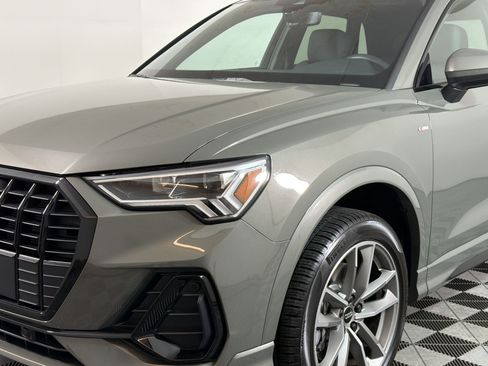 Certified 2025 Audi Q3 2.0T Premium w/ Convenience Package AWD/4WD image 9
