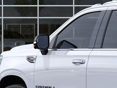 New 2026 GMC Yukon XL Denali AWD/4WD image 12