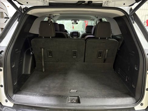 Used 2023 Chevrolet Traverse LT w/ LPO, Floor Liner Package image 14
