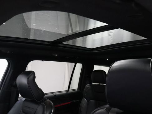 Used 2021 Jeep Grand Cherokee L Overland w/ Luxury Tech Group IV image 10