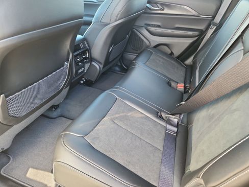 New 2025 Jeep Grand Cherokee Altitude AWD/4WD image 13