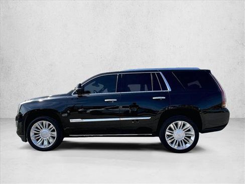 Used 2016 Cadillac Escalade Platinum AWD/4WD image 6