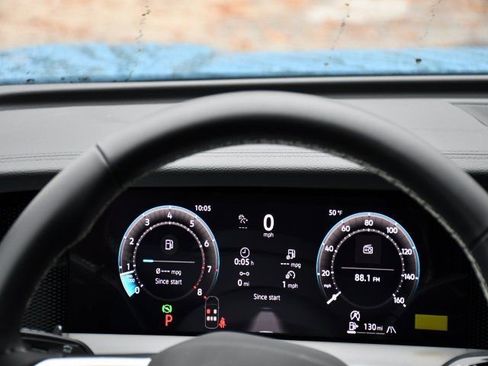 New 2026 Volkswagen Tiguan SE image 24